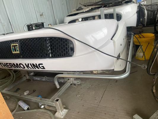 Używana jednostka T-1000M THERMO KING, używana jednostka T1000M thermo king, dobry stan, wyprodukowana w latach około 2011-2019