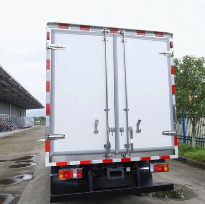 ISUZU QINGLING 600P 6-kołowa chłodnia 3-tonowa z agregatem chłodniczym THERMO KING model RV380