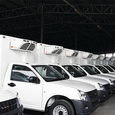 Jednostka chłodząca furgonetki serii KV Ultra Slim THERMO KING z czynnikiem chłodniczym R404a i elektrycznym w stanie gotowości