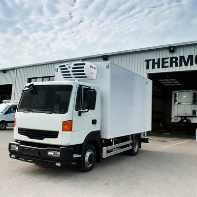 Agregat chłodniczy Thermo King RV-580 zasilany z pojazdu – wytrzymały system chłodzenia do średnich samochodów ciężarowych chłodni